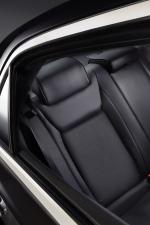 Chrysler 300C 2011 года